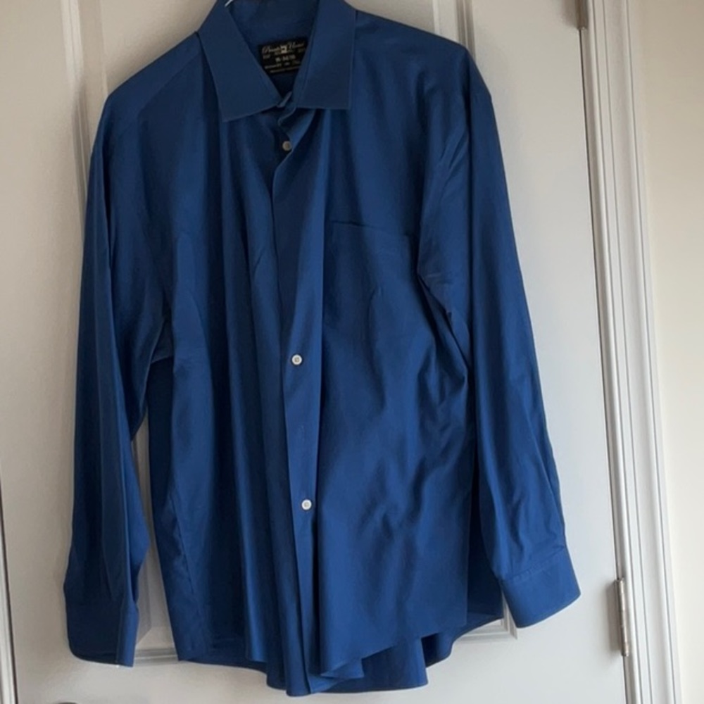 Men’s blue dress shirt
